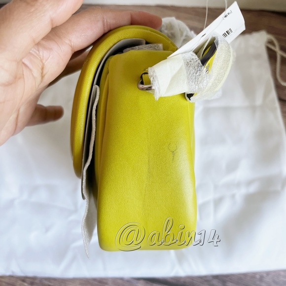 NWT Coach Leather Pillow Madison 18 with Quilting Shoulder Bag Key Lime color - Picture 8 of 11